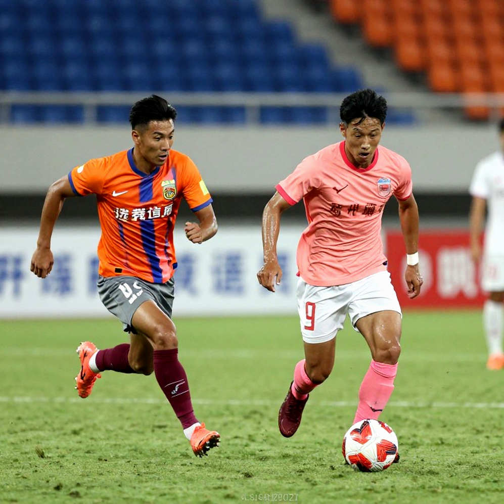 Vietnamese Football's Data Void: A Transfer Market Without a Compass Vietnamese Football's Data Void: A Transfer Market Without a Compass