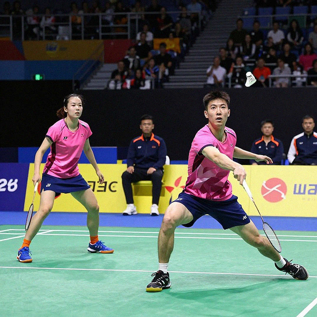 Alwi Farhan Trains with Kento Momota Before Asian Games 2026: Reading the PBSI Release Through Data Alwi Farhan Trains with Kento Momota Before Asian Games 2026: Reading the PBSI Release Through Data