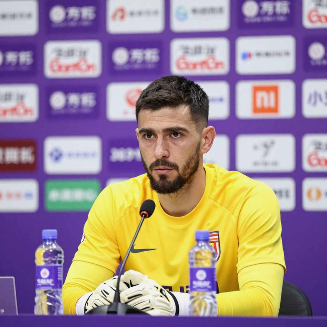Williams Minh Hoàng and the 1m90 Under the ASEAN Sky: When Vietnamese Football Rewrites Its Attacking DNA Williams Minh Hoàng and the 1m90 Under the ASEAN Sky: When Vietnamese Football Rewrites Its Attacking DNA