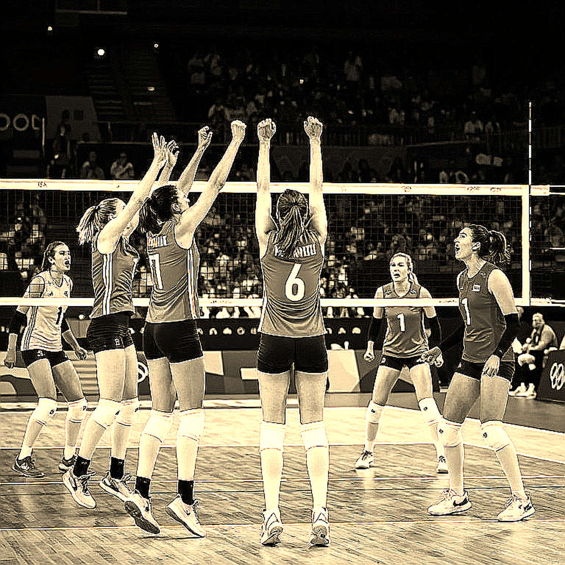 30 Năm Giải Thưởng MOP Bóng Chuyền Nữ NCAA: Đọc Bản Danh Sách Bằng Con Mắt Hoài Nghi