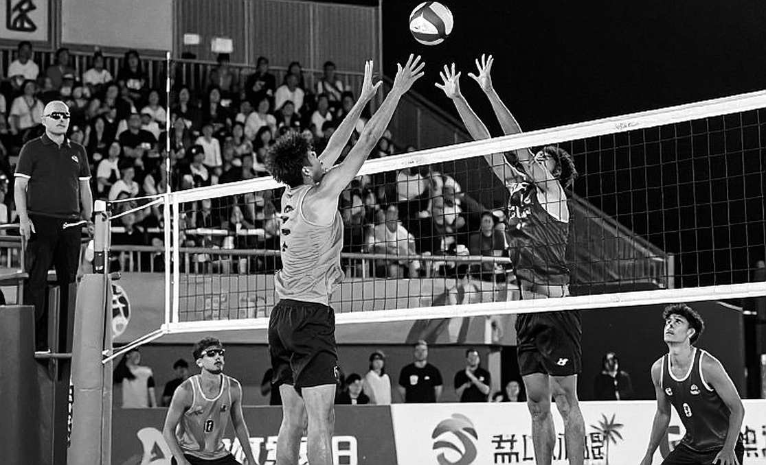 Perfect-pass 64% vẫn thua set: Vòng xoáy kẹt luân chuyển và điểm mù không gian của bóng chuyền Việt Nam Perfect-pass 64% vẫn thua set: Vòng xoáy kẹt luân chuyển và điểm mù không gian của bóng chuyền Việt Nam