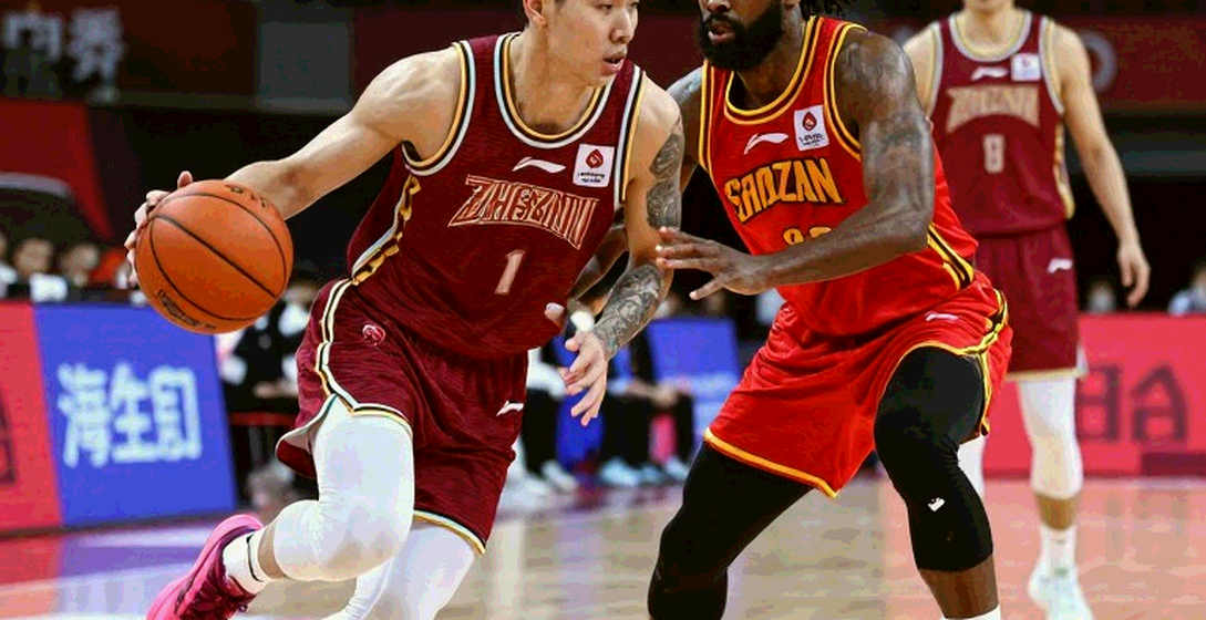 Curry, năm cuối của khoản 62 triệu USD và cuộc gọi không thành tới LeBron Curry, năm cuối của khoản 62 triệu USD và cuộc gọi không thành tới LeBron