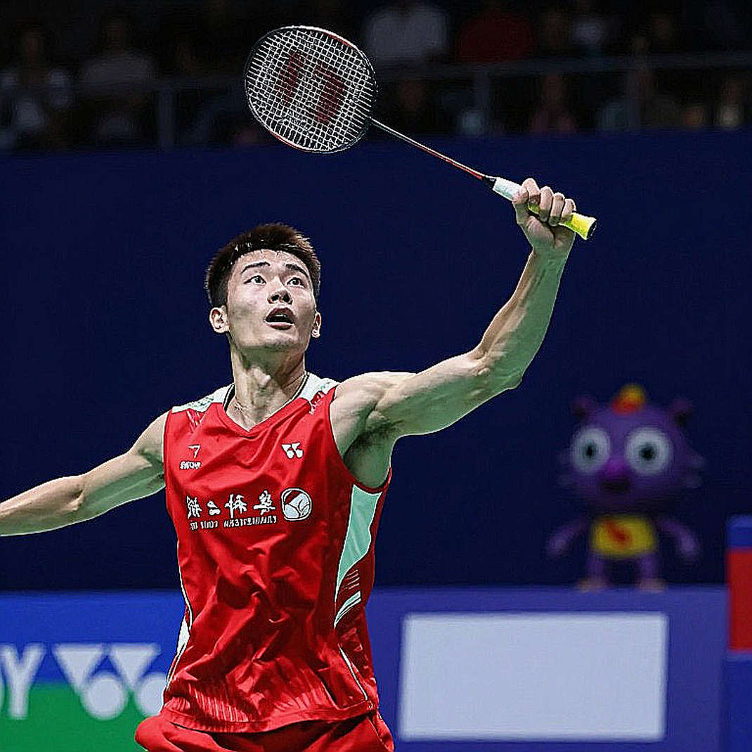 Alwi Farhan tập cùng Kento Momota ở Tokyo: tín hiệu nằm ở chỗ không ai quay phim