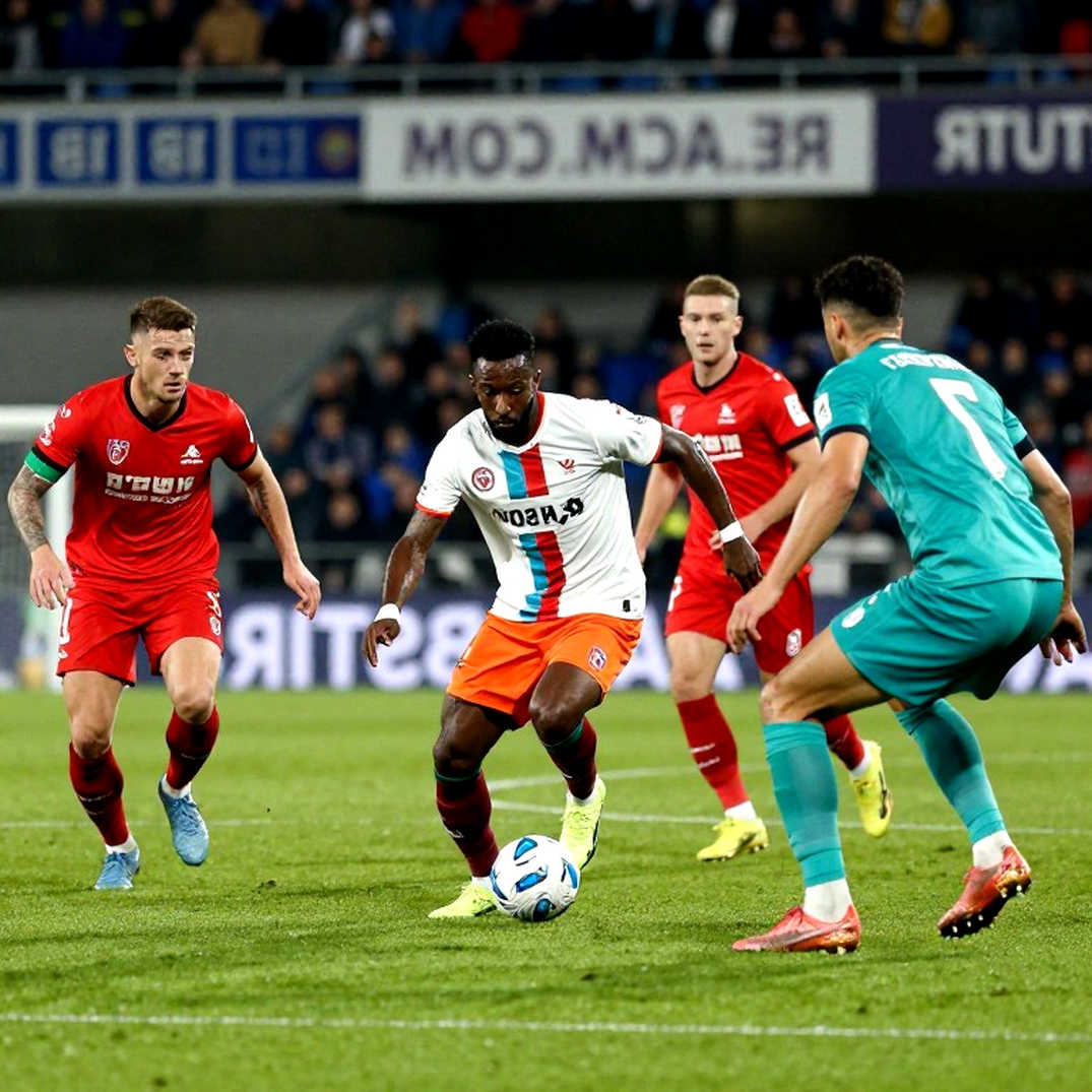 Portugal Won 1-0 but the 'How to Break a Low Block' Question Remains Unanswered: 23 Shots, 2 Big Chances and a Goal off a Defender's Leg Portugal Won 1-0 but the 'How to Break a Low Block' Question Remains Unanswered: 23 Shots, 2 Big Chances and a Goal off a Defender's Leg