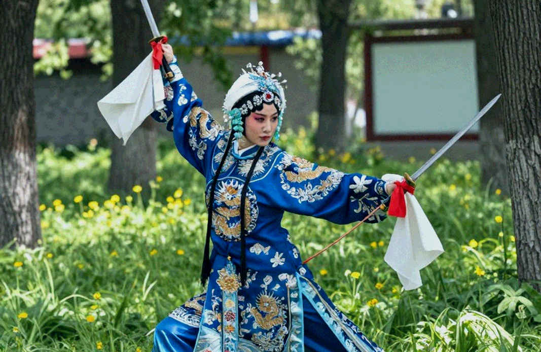 Karate Việt Nam tại Asiad 20: Năm lá phiếu không cần VAR, và tiếng nói của một hệ thống giám định Karate Việt Nam tại Asiad 20: Năm lá phiếu không cần VAR, và tiếng nói của một hệ thống giám định